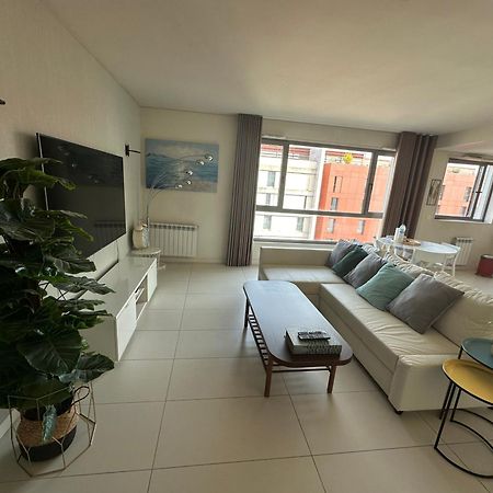 Bom Dia Parque Nacoes Lisboa W Appartement Buitenkant foto
